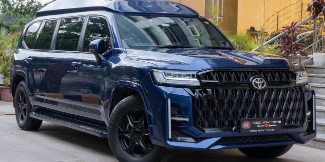 Toyota Land Cruiser 300 ����������� �� �������� ������