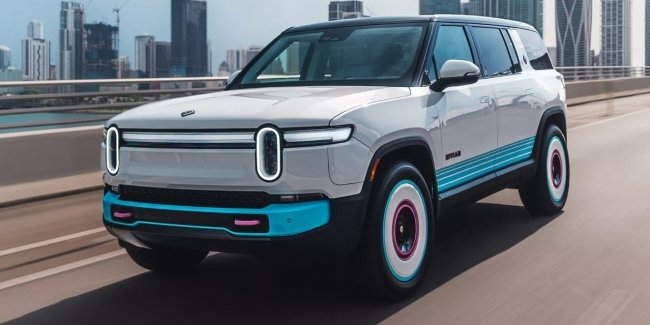 Rivian    R1S Miami Edition