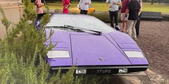 ³ Lamborghini 1977        
