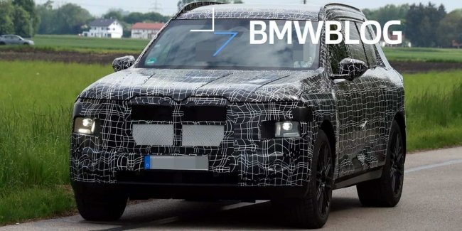   BMW X7 2027    