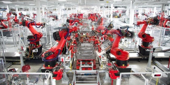 ���� ��������� Tesla �������� 3 ���� ������ �� ����������� ��������