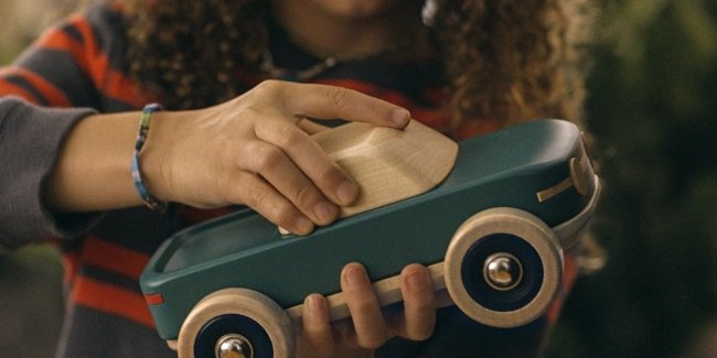 Rivian ���������� �������� R1T �� R1S