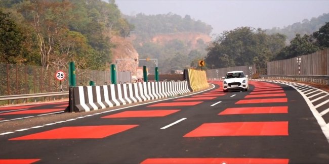 � ��䳿 ������ ����������� � �������� ����