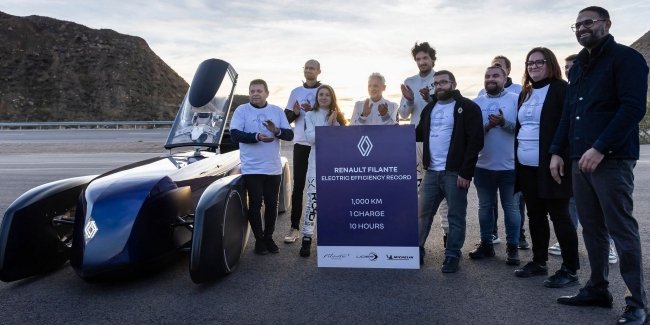 ������������ Renault Filante ������� ����� 1000 �� ��� ���������