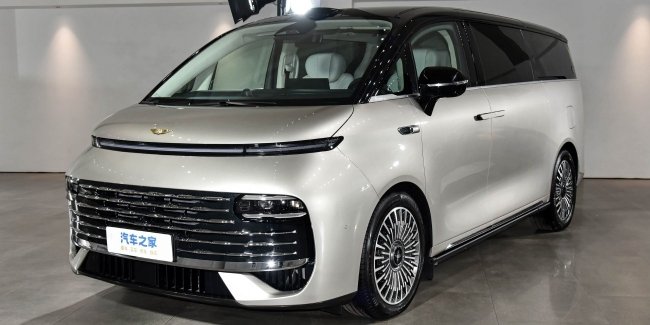 Geely ��������� ������ ���������� ��������� �� ����� ������ Galaxy V900