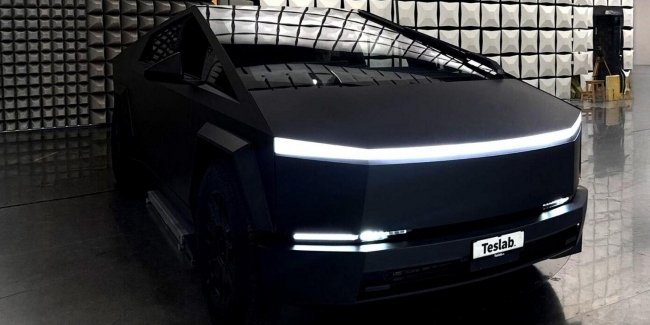 ������ � ������� ���������� Tesla Cybertruck �� ���������� ���������