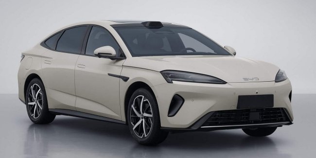 BYD Seal 07 ������� ������ ���������� �����