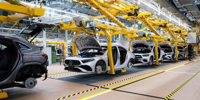 Mercedes-Benz ���������� ������ �� ������������� ����� �� ��������