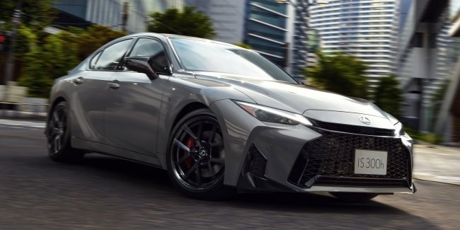 ������������ Lexus IS 2026 ��� ���������� �����