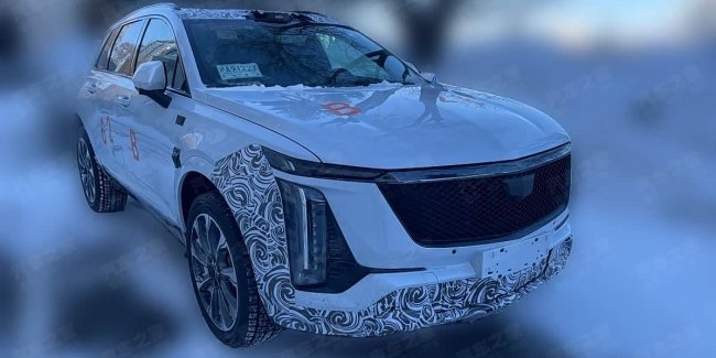 ��������� Cadillac XT5 ����� �� ������� ������������