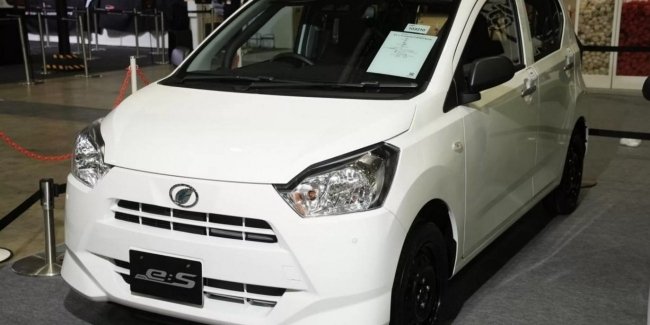 Daihatsu Mira e:S ������ ����������� � ��������� ������� �������