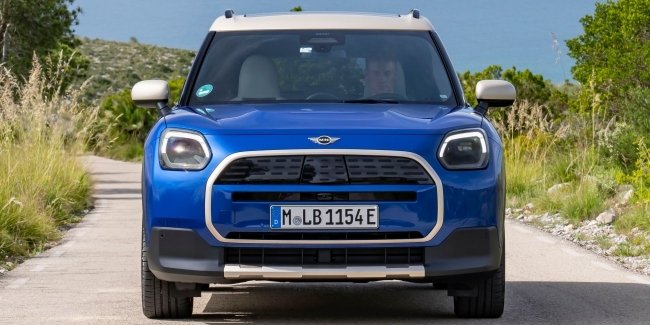 ����������� �������� MINI Countryman ���� �������������