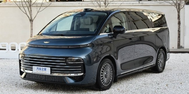 ó������� ������ Geely Galaxy V900 ������ �� �����