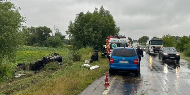 �� �������� � ���� ������� ����� 2200 ���