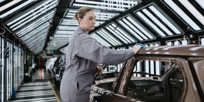 ��������� ������ � 2025 ���� ��������� �������� ��������� �� 73 ����