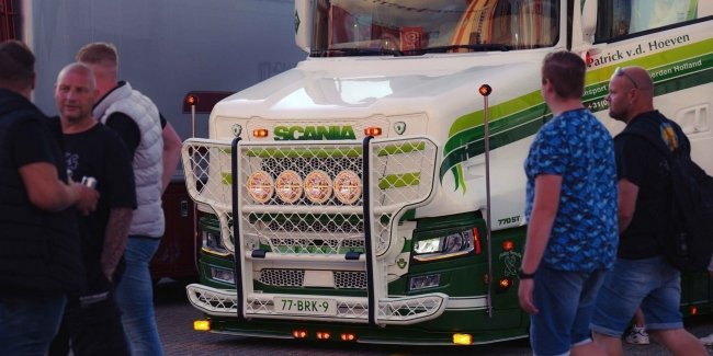 � ͳ��������� ���� � ��������������� ����� �����������