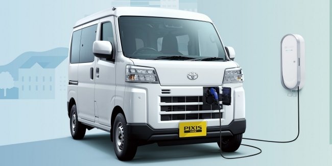 Toyota ��������� ������� � ������ ������������ Pixis Van