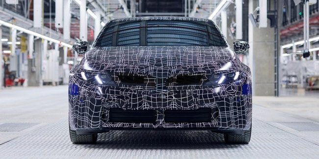 ����� ����������� �������� BMW i3 ����� � �������