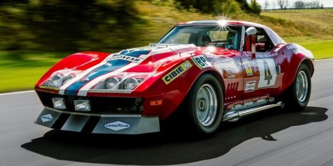 ���������� 600-������� Corvette 60-� ������� � ������ ������