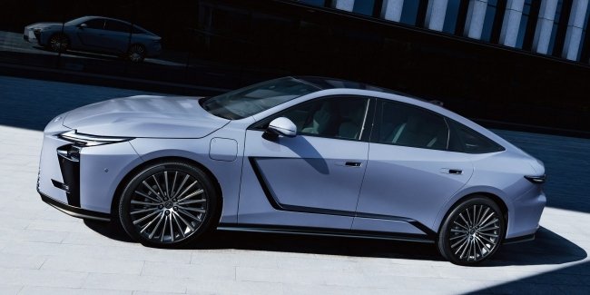 � ���� ��������� ������ ����� Lexus