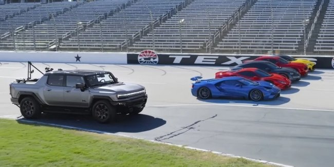 ϳ��� Hummer �������� �� ����������� � ��������� �� �����