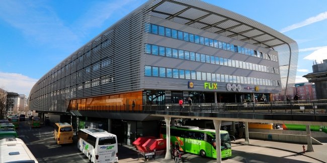 �������� Daimler Buses ������� ������ �������� ������� ��� �����������