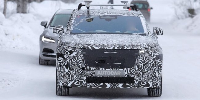 ����� Range Rover Velar ������� �� ��� �����