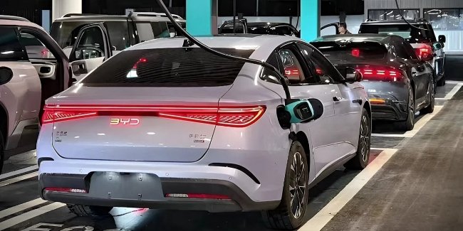 BYD ����� 1,5-��������� ������� ��� ������������