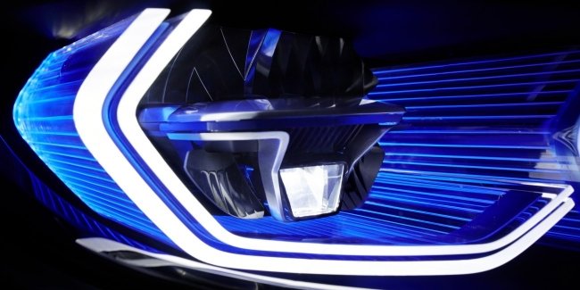 C����� ����� ����� ������� ���� � BMW M4 Competition: ������� �����