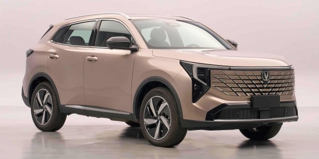 ��������� Changan CS75 Plus � Changan CS55 Plus �������������� �� ������