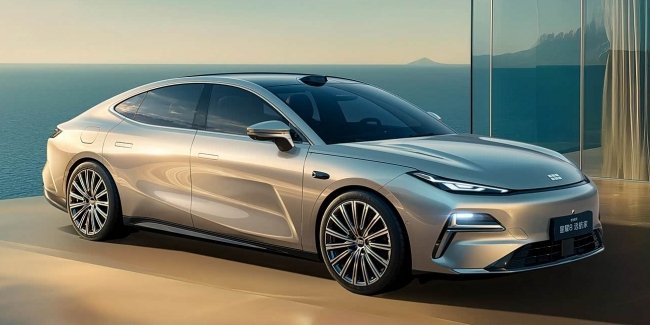 Geely ���������� ����� Galaxy Star 8 Voyager