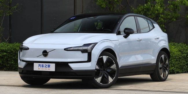 ��������� Volvo EX30 ������� ����� ���� � ����