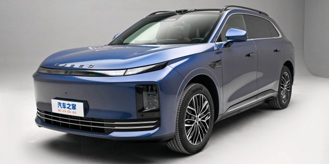 � ���� ���������� ������ ��������� Exeed EX7