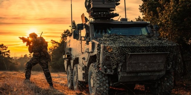 ʳ�� ������ ������� 200 ���������� Griffon �� Serval � ��������� VAB