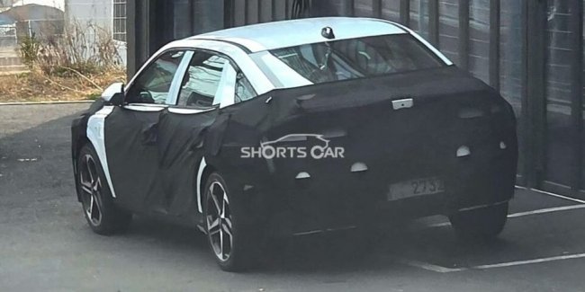 ���� Hyundai Elantra 2027 ������� �� ������