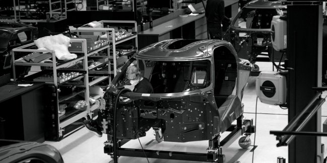 Koenigsegg �������� ����������� �������� Gemera