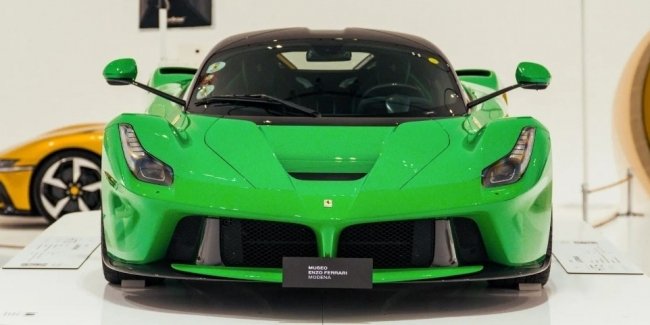 ó������ LaFerrari ������ ����� Jamiroquai ���������� �� ������� � ������