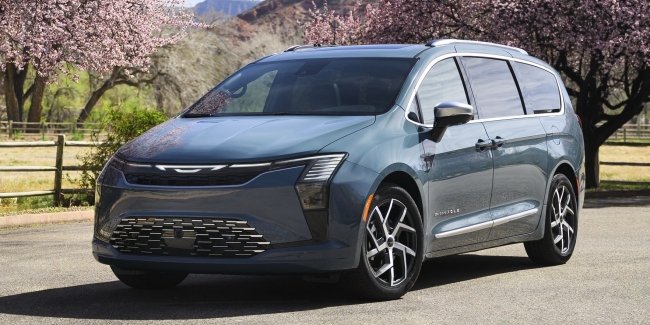 Chrysler ����������� ��������� ������ Pacifica