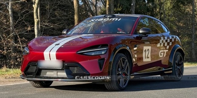 Xiaomi ����������� 1000-������� ������������ YU7 GT