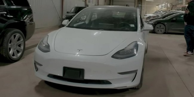 ���������� Tesla ������ ����� 600 000 �� �� 7 ����