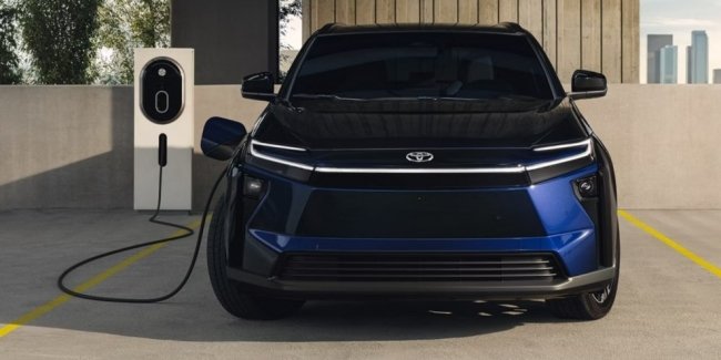 ��������������� Toyota bZ4X ���� ����� �� �������� ������