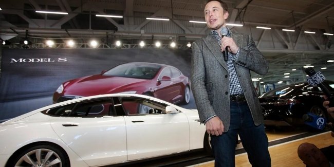 Tesla ��������� ����� ���������� ������������