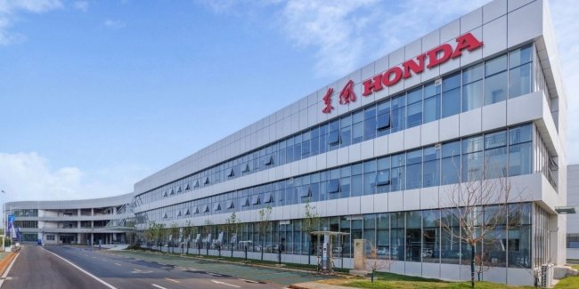 Honda �������� ��������� �������� ���� ������ �� ������� �����