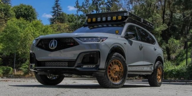 �������� Acura MDX ����������� �� ������������ ������