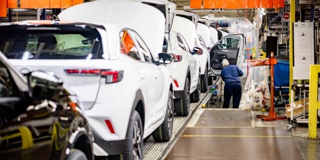 Stellantis ��������� ����������� ��������� �� ����� � �����