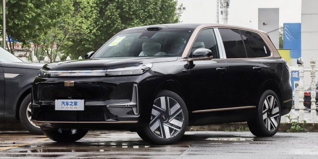 Geely �������� ������������ �������� Galaxy M9 Black Gold Smart Edition