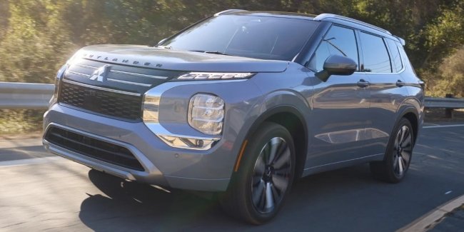 Mitsubishi ����������� ��������� Outlander 2026