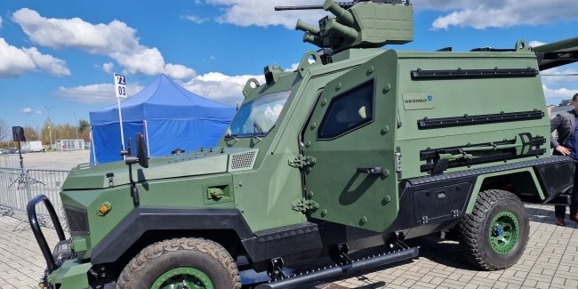 � ������ ����������� �������������� Vertus �� ��� Toyota Land Cruiser