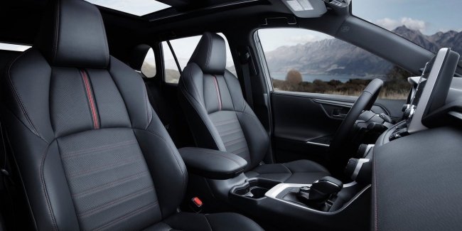 Toyota ������� ��������� RAV4 ����� ������ ���������� �����