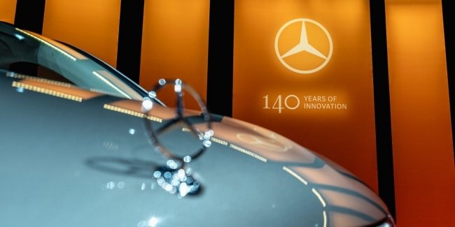 Mercedes-Benz �������� �������� ����� ������ ������ �� ����� �����